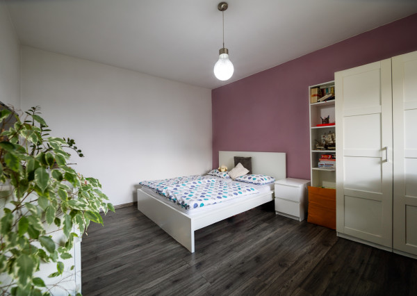 PREDANÉ: Na predaj priestranný rodinný dom v obci Beluša