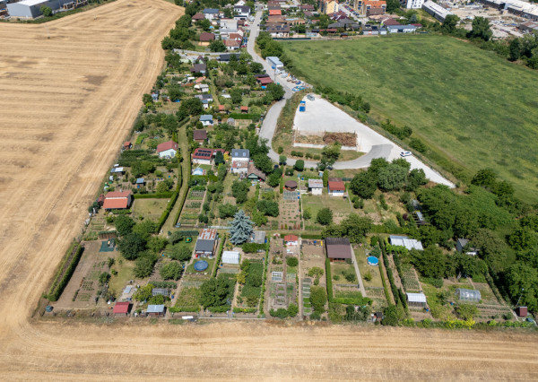 Na predaj záhradná chatka v rekreačnej oblasti v Špačinciach