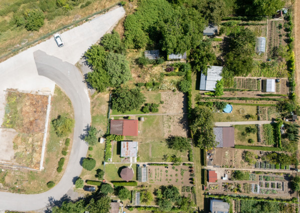 Na predaj záhradná chatka v rekreačnej oblasti v Špačinciach