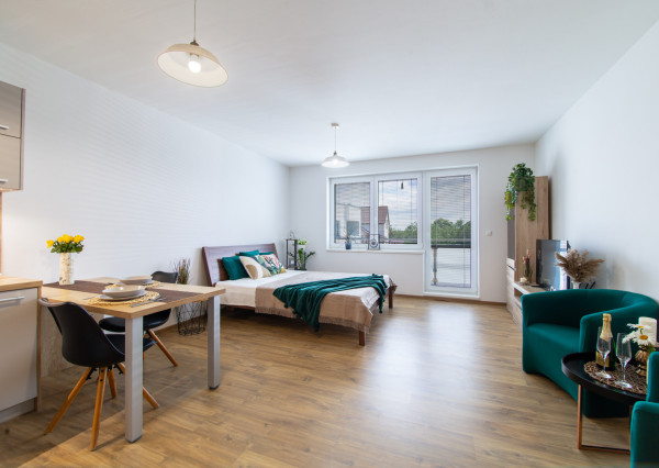 REZERVOVANÉ:Na predaj 1-izbový byt v centre Vrbového