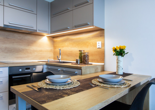 REZERVOVANÉ:Na predaj 1-izbový byt v centre Vrbového