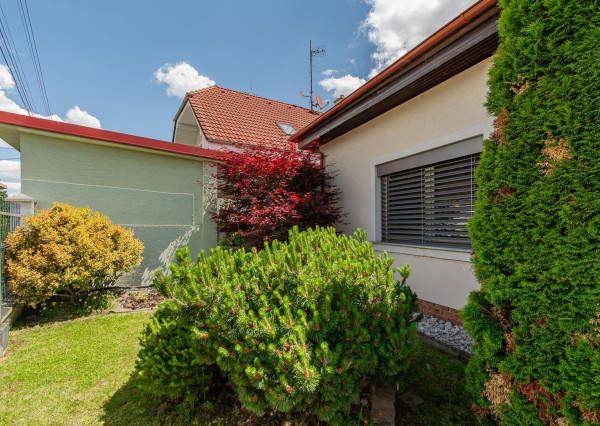 REZERVOVANÉ: Na predaj zariadený 4-izbový rodinný dom v Dolnej Strede