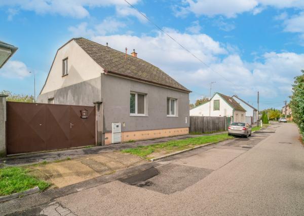 Na predaj 3-izbový rodinný dom v pokojnej časti mesta Malacky