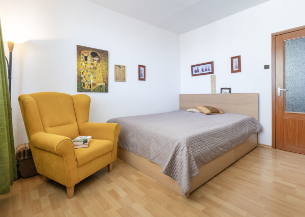 Na predaj 3-izbový byt v Bratislave-Podunajské Biskupice