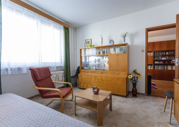 Na predaj 3-izbový byt v Bratislave-Podunajské Biskupice