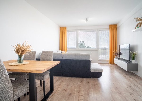 Na predaj 3-izbový byt v Malackách