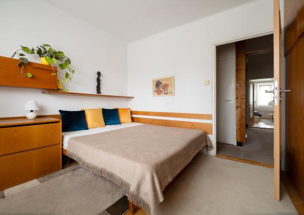 Na predaj štýlový 3-izbový byt v centre Starej Turej