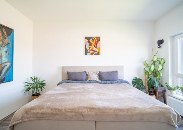 REZERVOVANÉ: Na predaj 3-izbový byt s parkovacím státím v Rajke