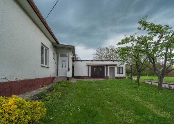 Na predaj rodinný dom v obci Svinná