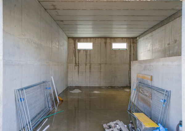 Na predaj novostavba haly s výbornou dostupnosťou v priemyselnej časti Šamorína určená na výrobu a skladovanie