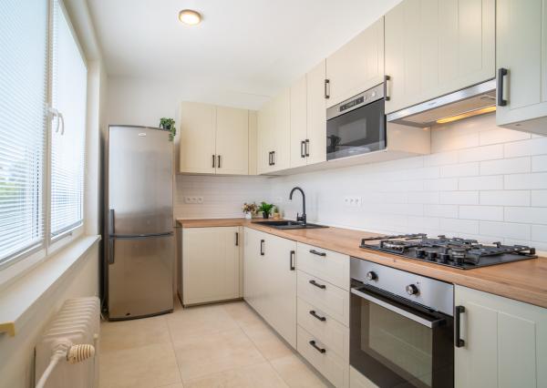 Na prenájom pekný 3-izbový byt v centre mesta Malacky