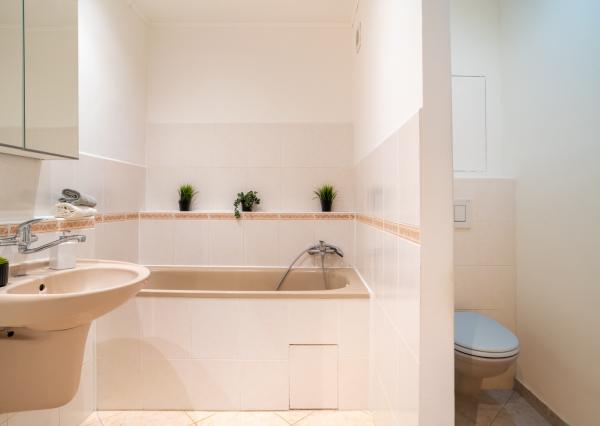 Na prenájom pekný 3-izbový byt v centre mesta Malacky