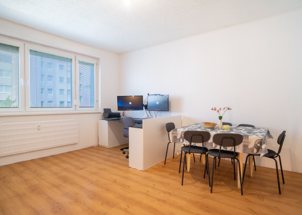 Na predaj atraktívny 2-izbový byt vo Vrábloch - Žitava