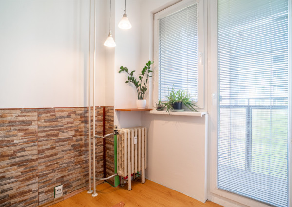 Na predaj atraktívny 2-izbový byt vo Vrábloch - Žitava