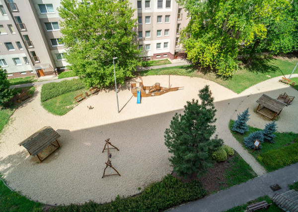 Na predaj atraktívny 2-izbový byt vo Vrábloch - Žitava