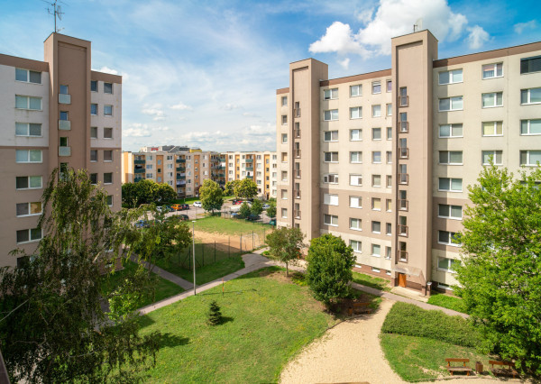 Na predaj atraktívny 2-izbový byt vo Vrábloch - Žitava