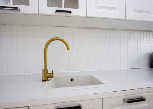 Na predaj dvojdom s rozľahlým pozemkom v centre obce Zlaté Klasy