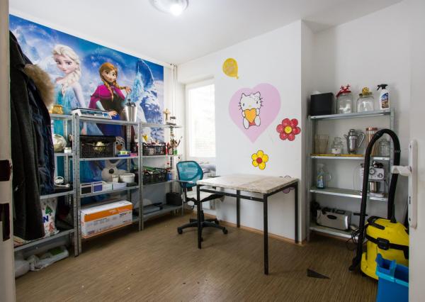 Na predaj dvojdom s rozľahlým pozemkom v centre obce Zlaté Klasy