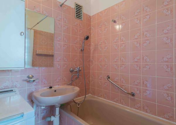 REZERVOVANÝ: Na predaj priestranný 2-izbový byt v Starej Ľubovni