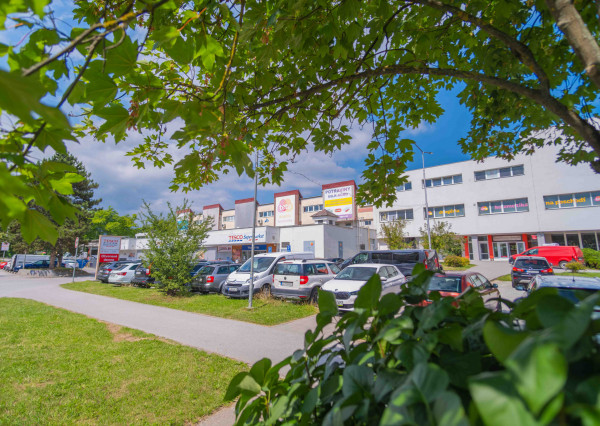 REZERVOVANÝ: Na predaj priestranný 2-izbový byt v Starej Ľubovni