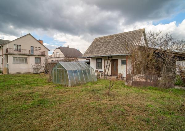 Na predaj 7-izbový rodinný dom v Studienke s investičným potenciálom