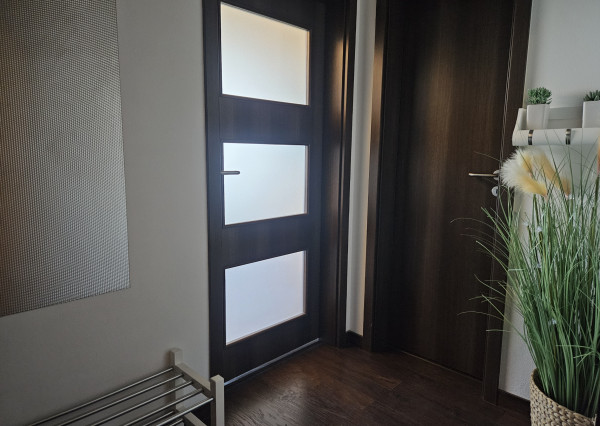 Na prenájom 2-izbový byt s vlastným parkovaním v Malackách