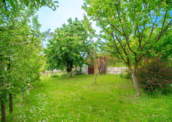 VÝRAZNÁ ZĽAVA: Na predaj záhradná chata s výhľadom na golfové ihrisko v Skalici
