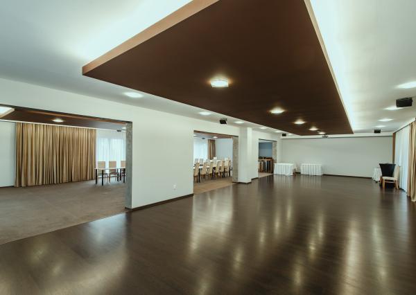 Na predaj elegantný kongresový Hotel Elite v Novej Dubnici