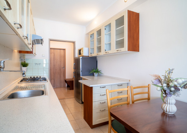 Na prenájom priestranný 3 izbový byt s balkónom v Malackách