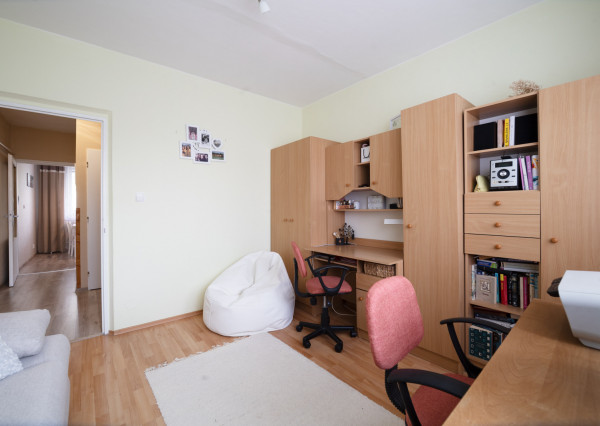 Na predaj 4-izbový byt vo Vrbovom