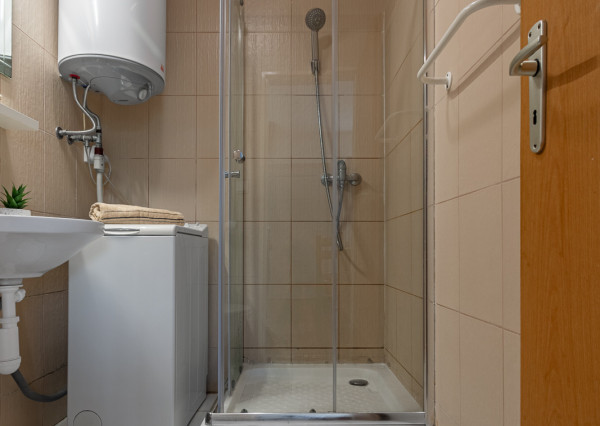 Na predaj 2-izbový byt v Senci pri jazerách s terasou