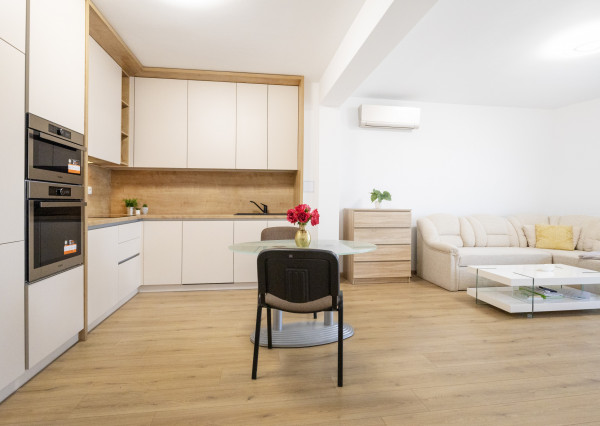 Na prenájom 3-izbový byt v centre mesta Dunajská Streda