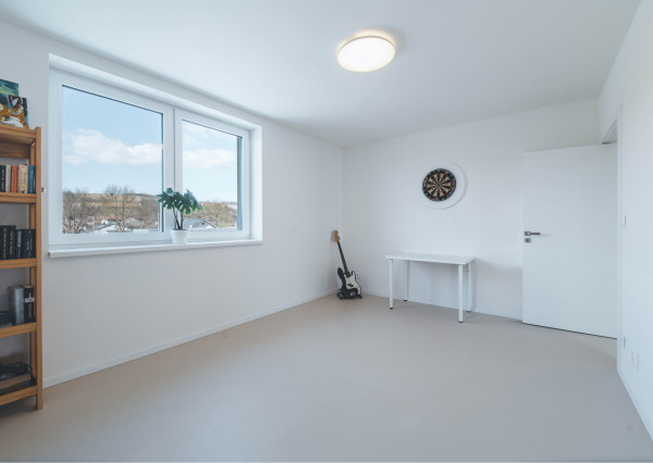 ZNÍŽENÁ CENA: Na predaj moderný rodinný dom v Skalke nad Váhom