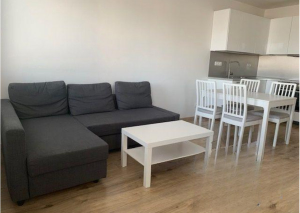 Na prenájom 2-izbový byt na Zlatovskej ulici v Trenčíne