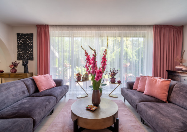 Na predaj rodinný dom s bazénom a saunou v Rohovciach