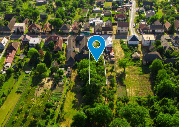 Na predaj slnečný stavebný pozemok v obci Nová Ves nad Váhom