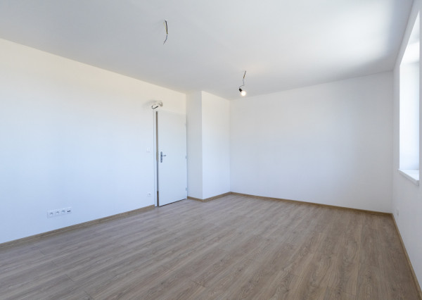 Na predaj 4 izbová bytová jednotka v dvojdome v Lehniciach