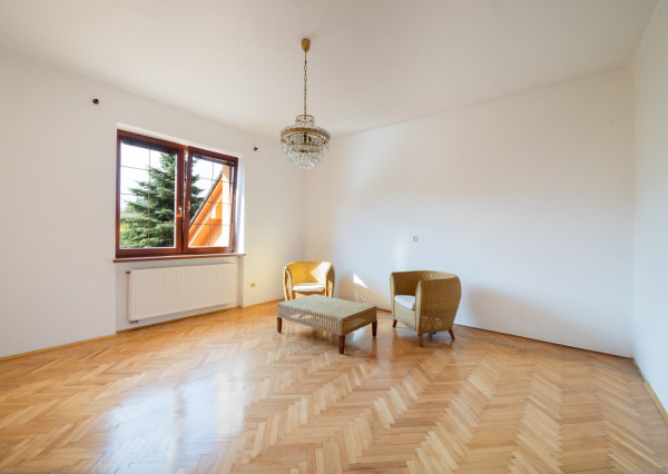 Na predaj rodinný dom s pozemkom a investičným potenciálom v Trenčíne