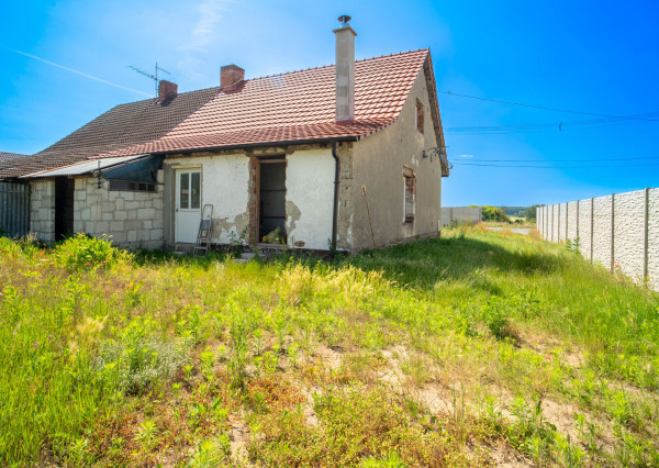 Na predaj veľkorysý rodinný dom v obci Stráže nad Myjavou