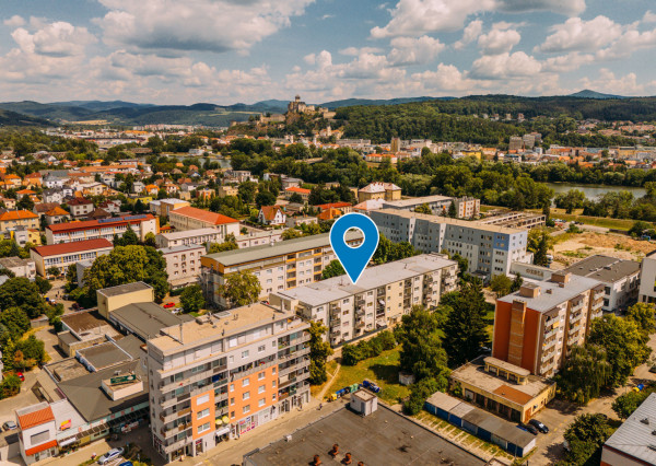 Na predaj 3- izbový byt s parkovaním, Zlatovce Trenčín