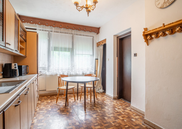 REZERVOVANÉ: Na predaj dvojgeneračný rodinný dom v obci Beladice