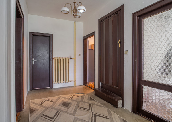 REZERVOVANÉ: Na predaj dvojgeneračný rodinný dom v obci Beladice