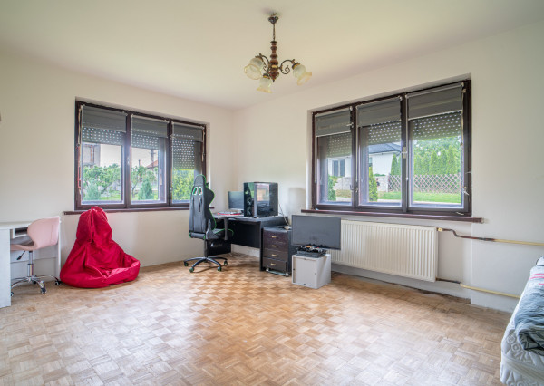 REZERVOVANÉ: Na predaj dvojgeneračný rodinný dom v obci Beladice