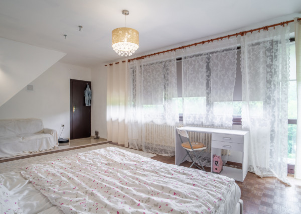 REZERVOVANÉ: Na predaj dvojgeneračný rodinný dom v obci Beladice