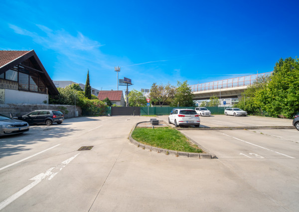 Na prenájom 2-izbový byt v Bratislave - mestská časť Ružinov