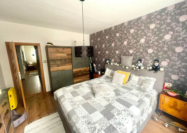 Exkluzívna ponuka 3 izb. veľkometrážného bytu v Bánovciach n/B s balkónom a pivnicou- SEVER