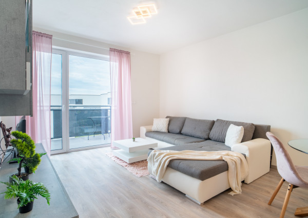 Na prenájom 2-izbový byt v obci Kostolište