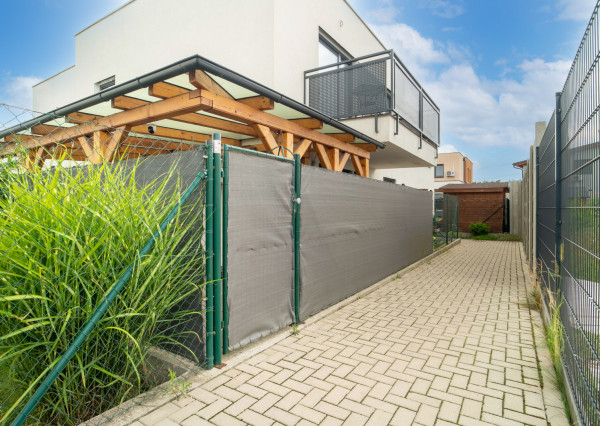 Na prenájom 2-izbový byt v obci Kostolište