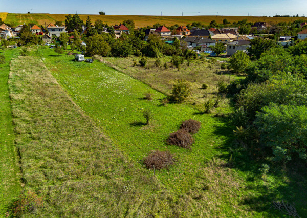 Na predaj pozemok vo Vinohradoch nad Váhom