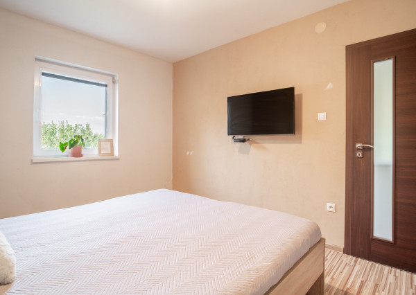 Na predaj 4-izbový rodinný dom s krásnym výhľadom pri vodnej nádrži Suchá nad Parnou